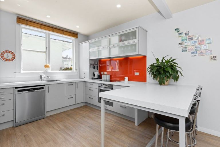 Photo of property in 142 Nelson Crescent, Napier South, Napier, 4110