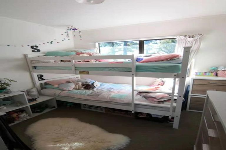 Photo of property in 3/85 Kaurilands Road, Titirangi, Auckland, 0604