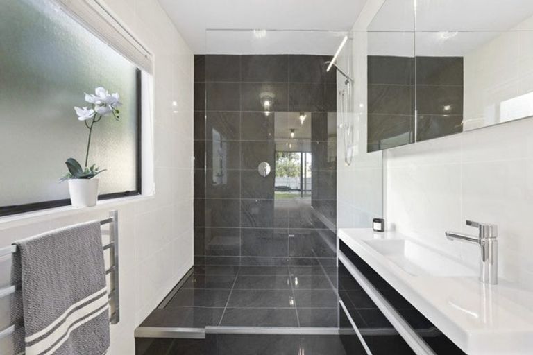 Photo of property in 91 Pacific Parade, Army Bay, Whangaparaoa, 0930