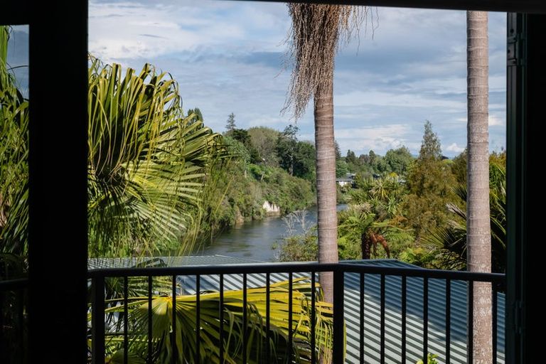 Photo of property in 2 Minchin Crescent, St Andrews, Hamilton, 3200