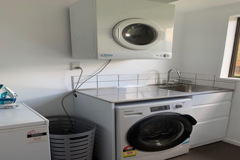 Photo of property in 8 Waenga Drive, Cromwell, 9310