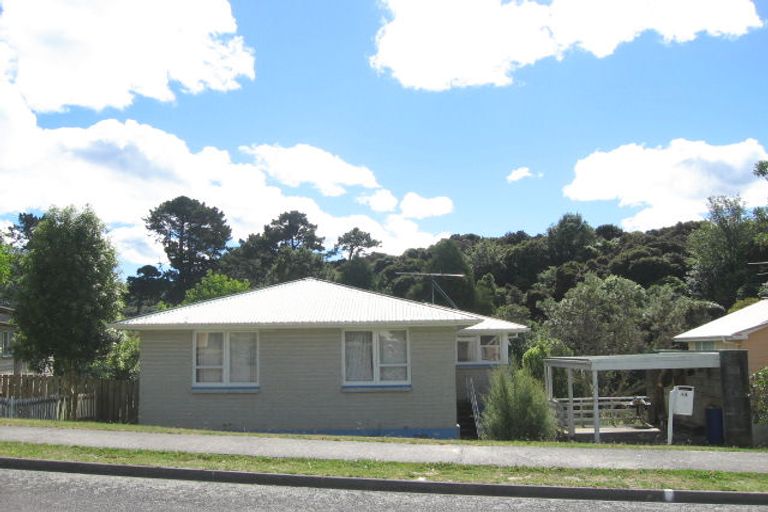 Photo of property in 44 Speargrass Grove, Timberlea, Upper Hutt, 5018