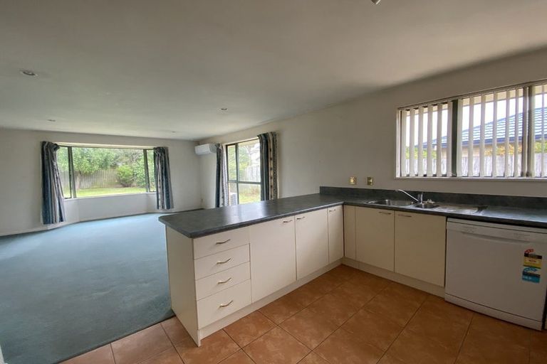 Photo of property in 14 Iroquois Place, Wigram, Christchurch, 8042