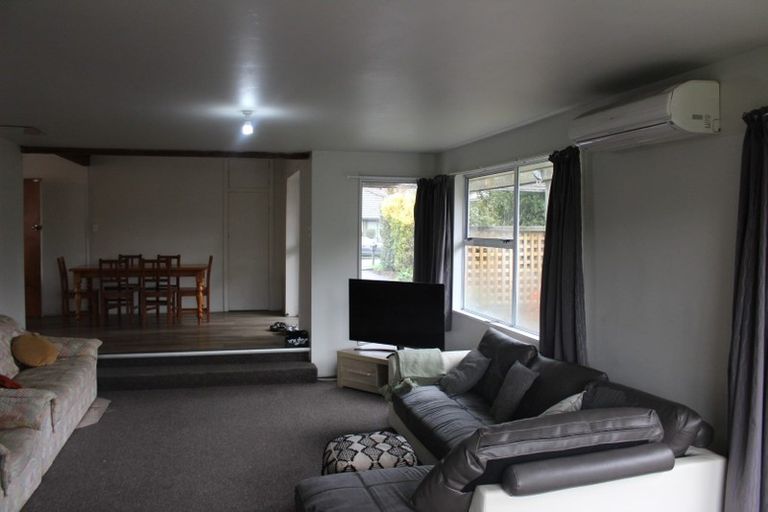 Photo of property in 2 Colman Avenue, Sockburn, Christchurch, 8042