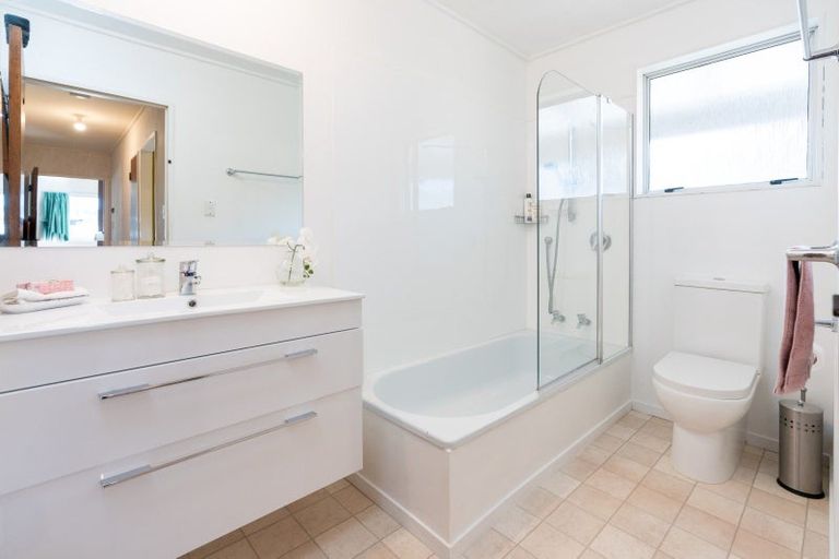 Photo of property in 48 Weka Street, Miramar, Wellington, 6022