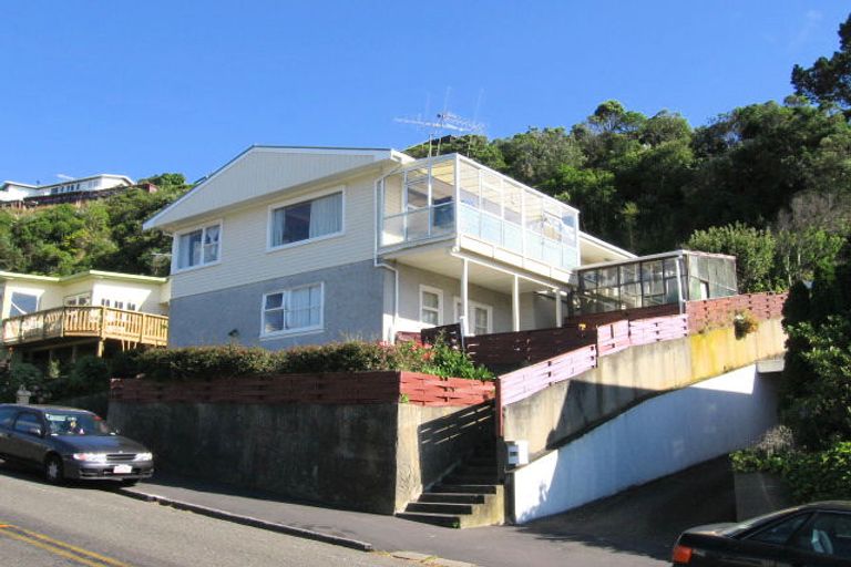 Photo of property in 19 Halifax Street, Kingston, Wellington, 6021