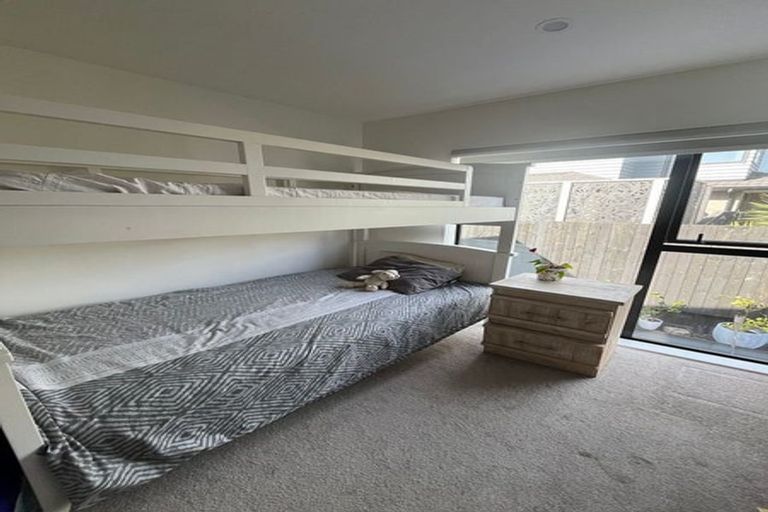 Photo of property in 6a Ringi Lane, Orewa, 0931