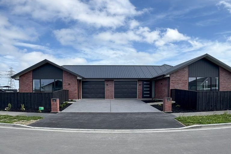 Photo of property in 1 Hunia Place, Hei Hei, Christchurch, 8042