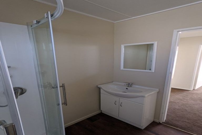 Photo of property in 15 Stirling Street, Levin, 5510