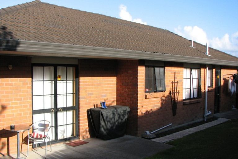 Photo of property in 2/71 Vintage Drive, Henderson, Auckland, 0612