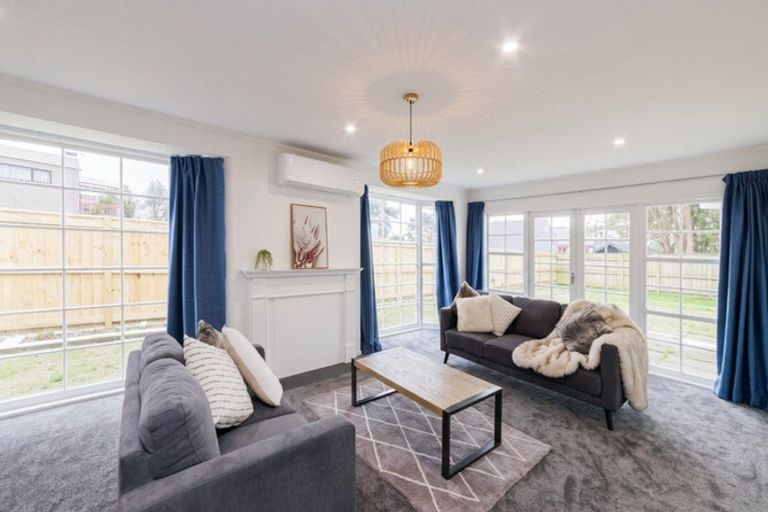 Photo of property in 40 Clifton Terrace, Fitzherbert, Palmerston North, 4410