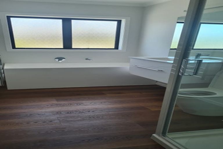 Photo of property in 1a Woodward Street, Featherston, 5710