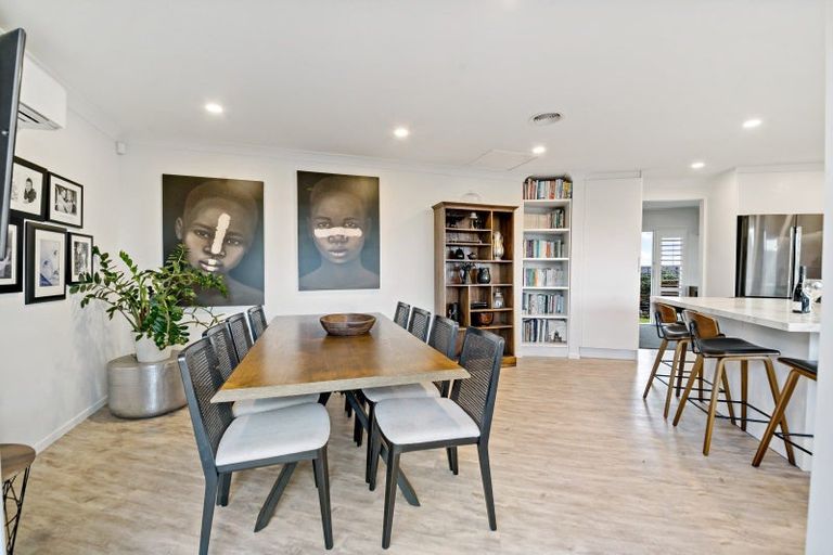 Photo of property in 81 Bleakhouse Road, Howick, Auckland, 2014