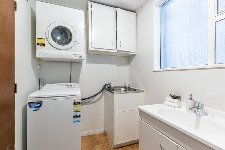 Photo of property in 2/138 Hataitai Road, Hataitai, Wellington, 6021