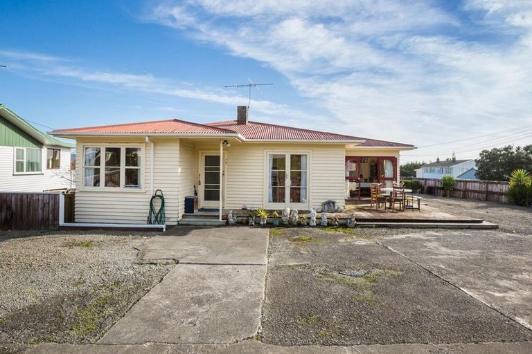 Photo of property in 79 Driver Crescent, Cannons Creek, Porirua, 5024