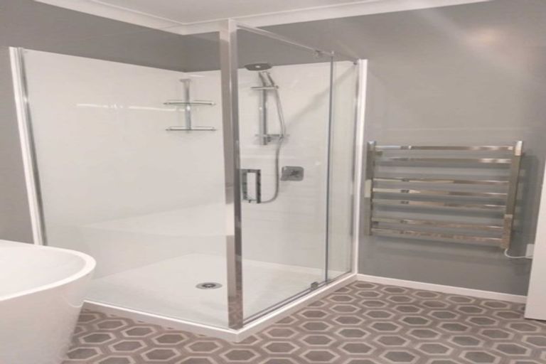 Photo of property in 8 Millvale Street, Waikanae, 5036