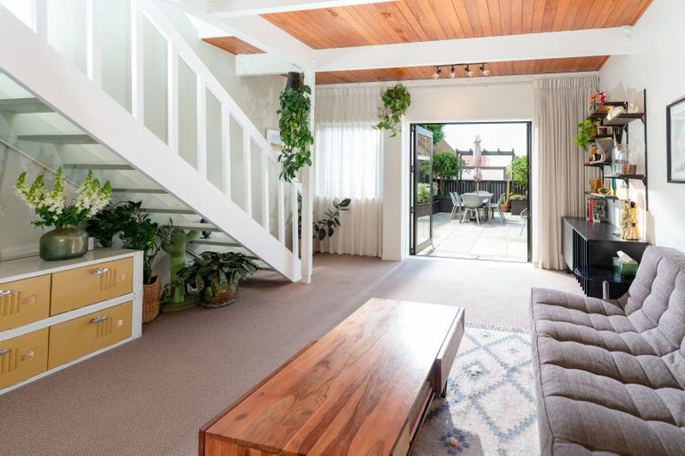 Photo of property in Pitarua Court, 6/11 Pitarua Street, Thorndon, Wellington, 6011