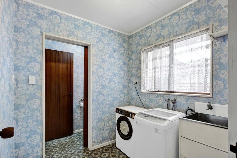 Photo of property in 206 Waihi Road, Hawera, 4610