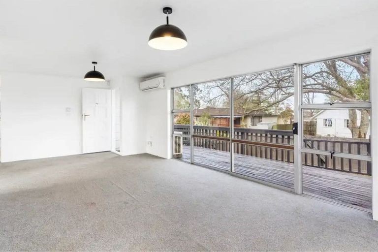 Photo of property in 14 Chantal Place, Red Hill, Papakura, 2110