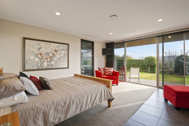 Photo of property in 1 Locheagles Rise, Kinloch, Taupo, 3377