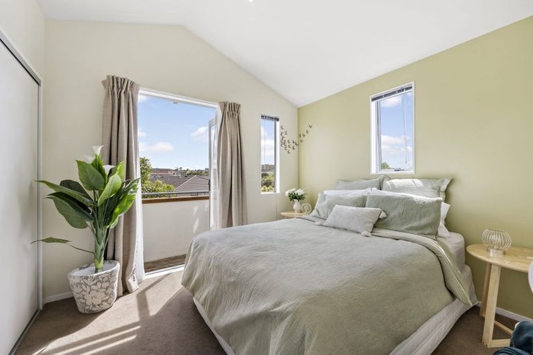 Photo of property in 31 Albionvale Road, Glen Eden, Auckland, 0602