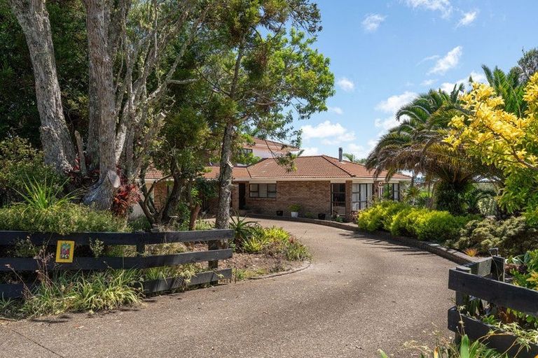 Photo of property in 14 Peters Lane, Taupaki, Henderson, 0782