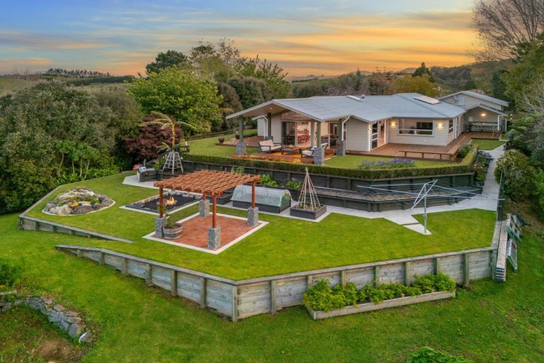 Photo of property in 6 Grammer Road, Tahawai, Katikati, 3170