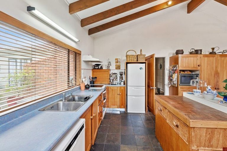 Photo of property in 20 Sanctuary Point, Sunnyhills, Auckland, 2010