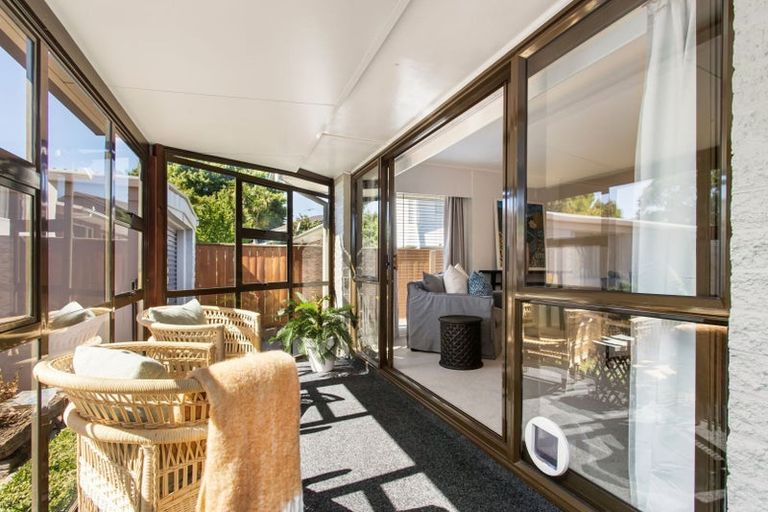 Photo of property in 3 Farnham Place, Ilam, Christchurch, 8041