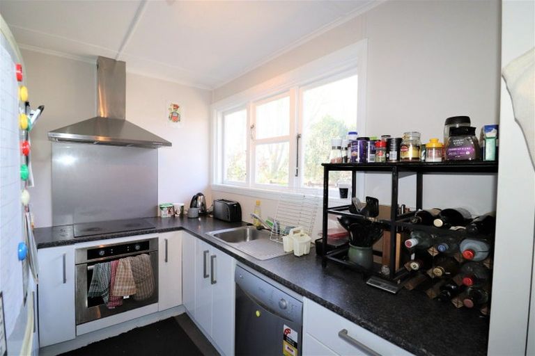 Photo of property in 17 Truman Road, Bryndwr, Christchurch, 8053