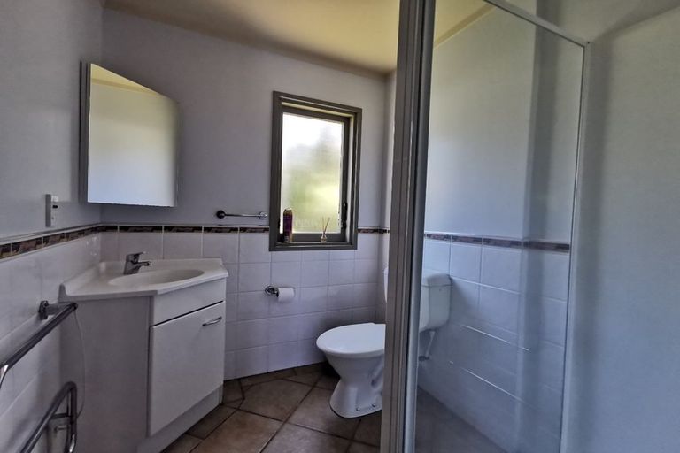 Photo of property in 9 Chevron Place, Castor Bay, Auckland, 0620