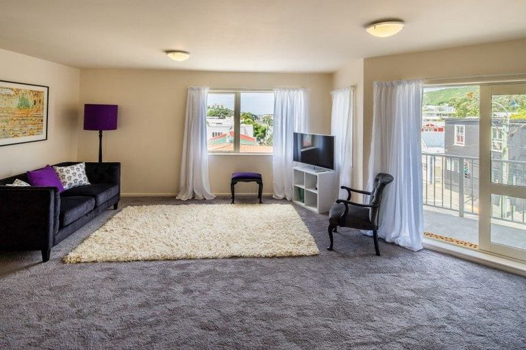 Photo of property in Luxford Villas, 307/72 Herald Street, Berhampore, Wellington, 6023