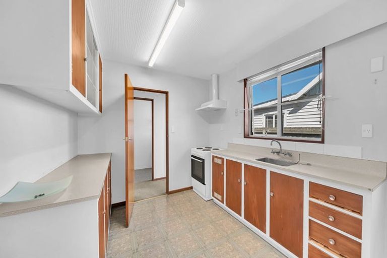 Photo of property in 1/35 Estuary Road, New Brighton, Christchurch, 8061