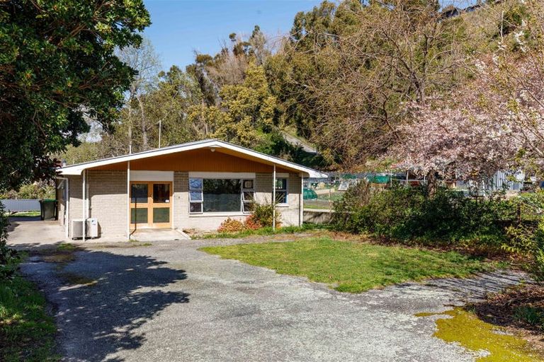 Photo of property in 4 Ednam Street, Roxburgh, 9500