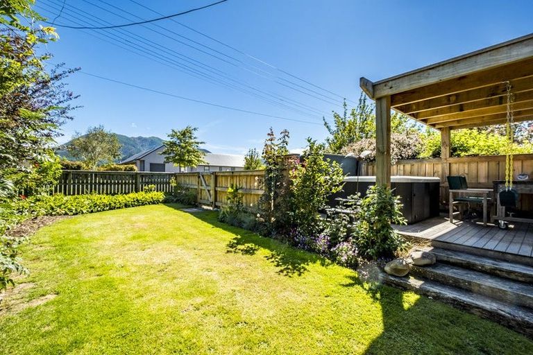 Photo of property in 17 Woodbank Road, Hanmer Springs, 7334