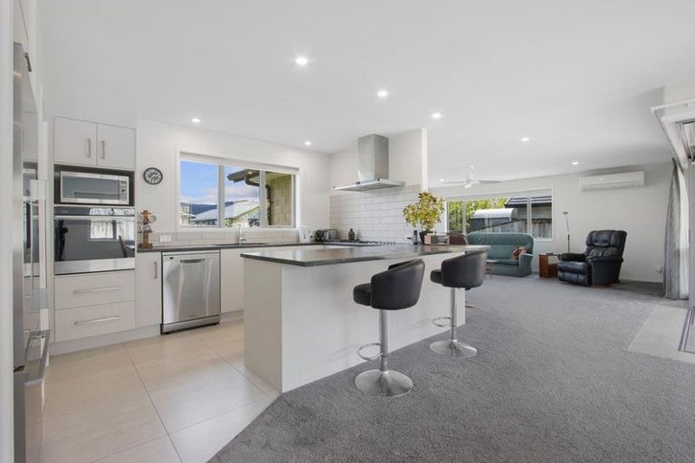 Photo of property in 10 Nolan Place, Katikati, 3129