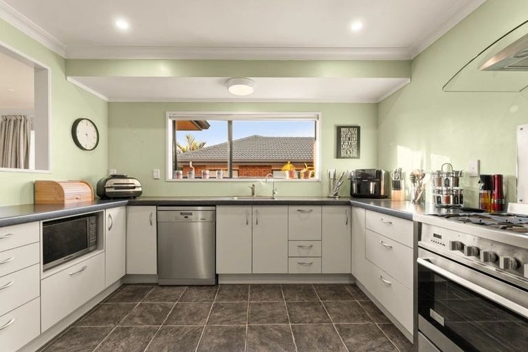 Photo of property in 56 Lydbrook Place, Otumoetai, Tauranga, 3110