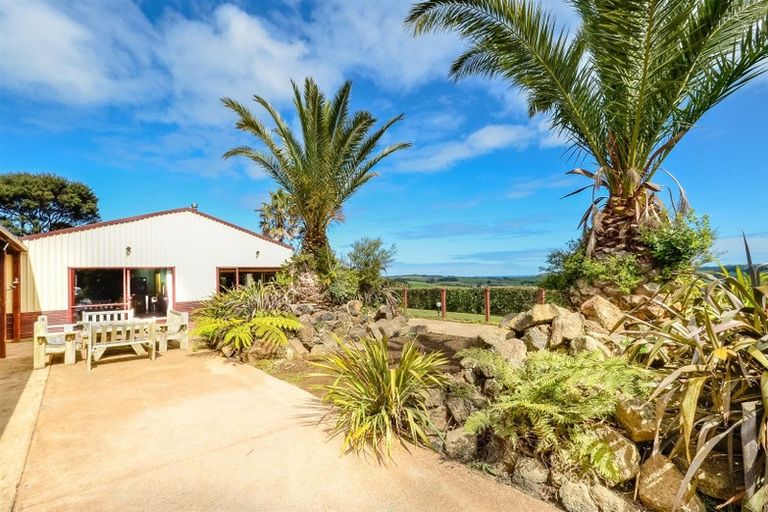 Photo of property in 187 Valley Road, Waimauku, 0881