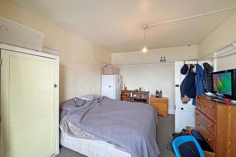 Photo of property in 10 Clyde Street, North Dunedin, Dunedin, 9016