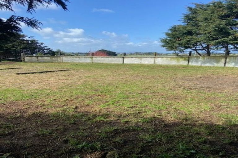 Photo of property in 84 Kaihau Road, Karioitahi, Waiuku, 2683