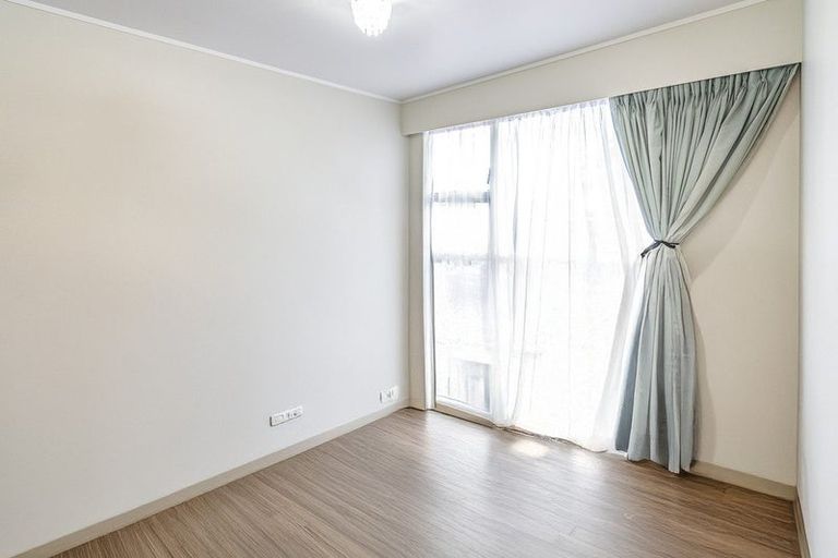 Photo of property in 5b Rawhiti Place, Saint Johns Hill, Whanganui, 4501