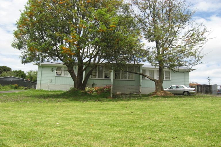 Photo of property in 54 Kemble Close, Mangere, Auckland, 2022