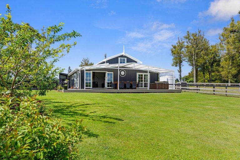 Photo of property in 5 Sarona Park Drive, Omanawa, Tauranga, 3171