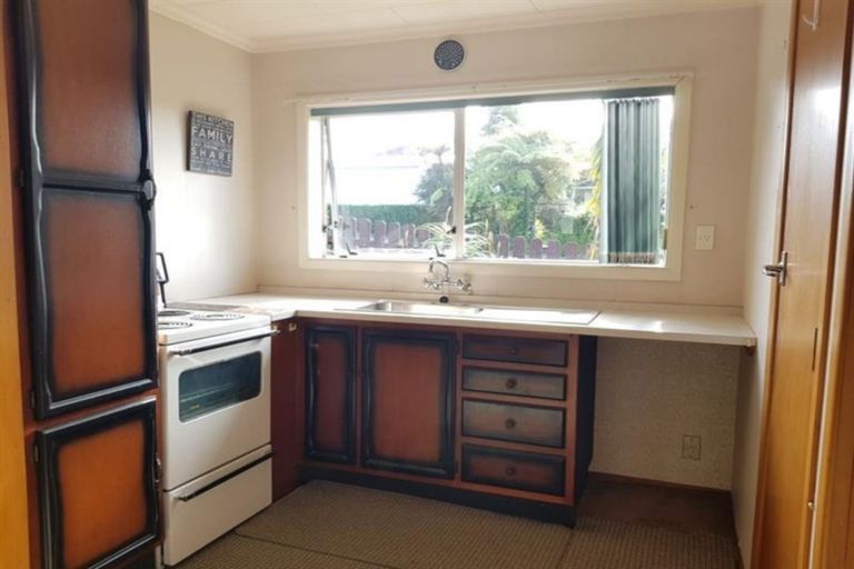 Photo of property in 3/24 Hori Street, Vogeltown, New Plymouth, 4310