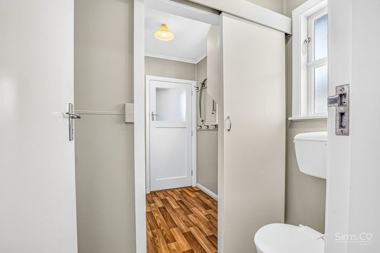 Photo of property in 28 Quick Avenue, Aramoho, Whanganui, 4500