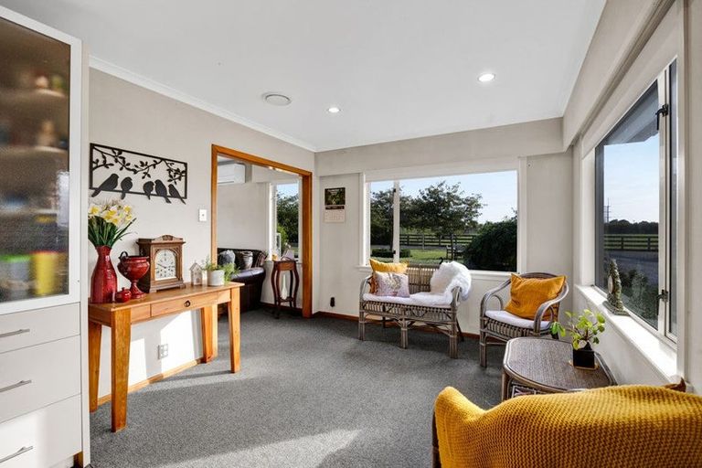 Photo of property in 242 Tawhiti Road, Hawera, 4672