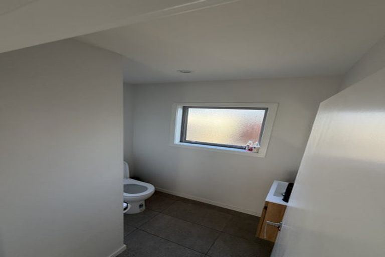 Photo of property in 2/9 Ottawa Road, Wainoni, Christchurch, 8061