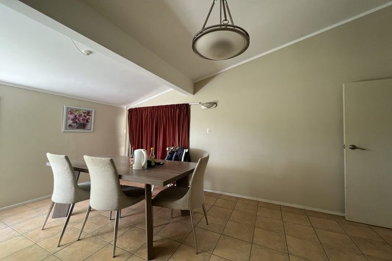 Photo of property in 49 Edinburgh Road, Hillcrest, Hamilton, 3216