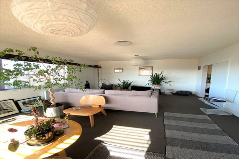 Photo of property in 6 Stormont Place, Kingston, Wellington, 6021