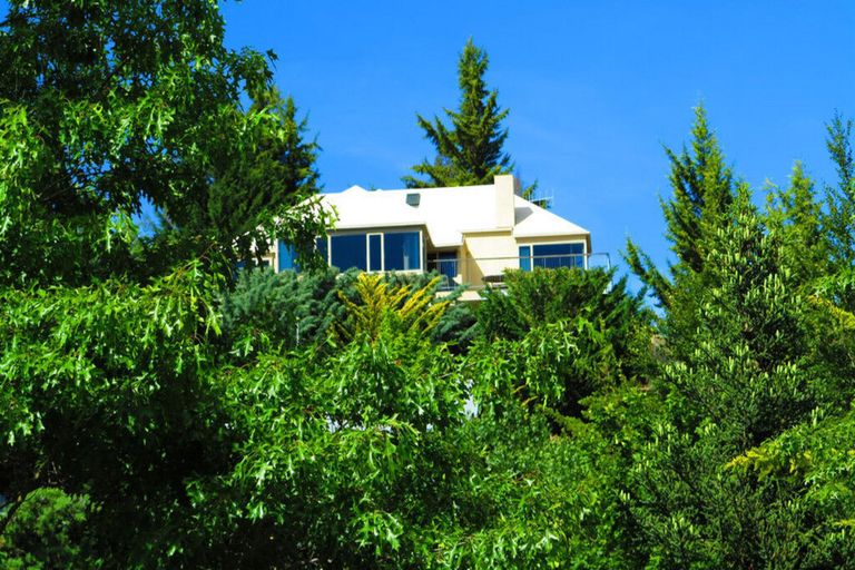 Photo of property in 22 Sutherland Road, Omarama, 9412